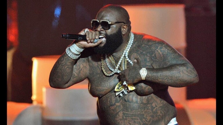 Canada: le rappeur Rick Ross impliqué dans une bagarre à  Vancouver (vidéo)