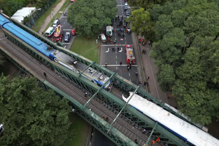 Argentine: une collision entre deux trains fait une trentaine de blessés